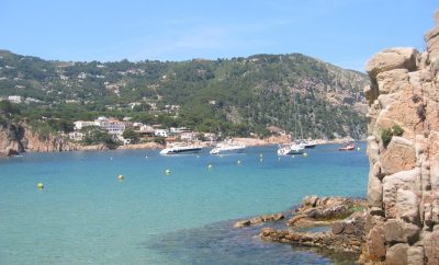 Alquilar un barco en Palamós: guía práctica para organizar el día